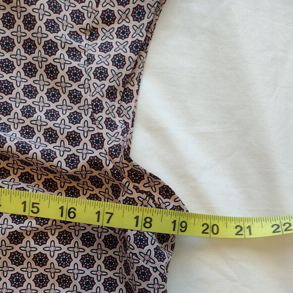 🛍️ BUNDLE ONLY - Medallion Print Cap Sleeve Blouse Pink Size Medium Dressy Work - Picture 8 of 10